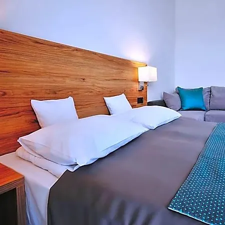 Amberia Hotel Zieleniewo (Kolobrzeg)