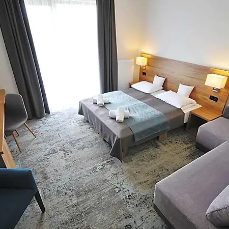 Amberia Hotel *